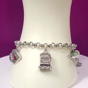 BRIGHTON RETIRED LAS VEGAS NEVADA GAMBLING 6 CHARM BRACELET NWOT
